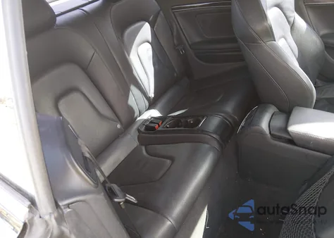 2013 Audi A5 2.0T Premium из США, поврежденный, VIN WAULFAFHXDN014220